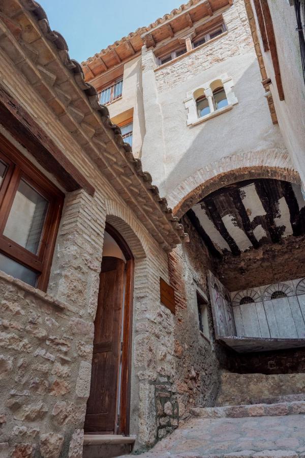 Apartamentos Fuendebanos Alquezar Luaran gambar